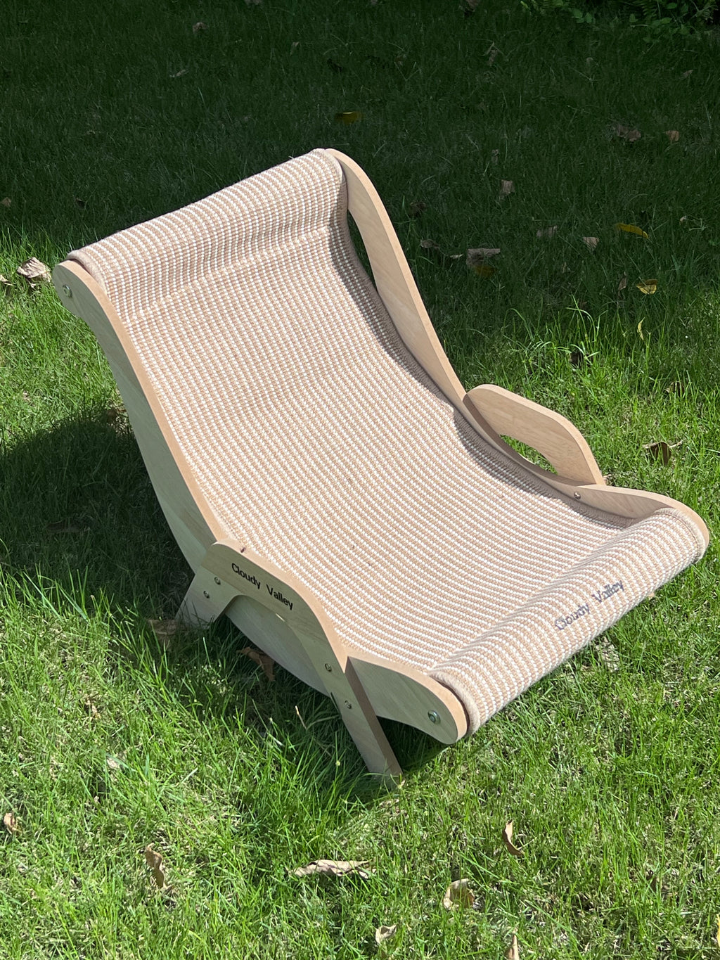 Dog Sofa Bed Indoor Dog Wooden Indoor Elevated Cat Bed with Removable Mattress Cover for Cats, Puppy Puppy or Small Animals (Grey, Medium)